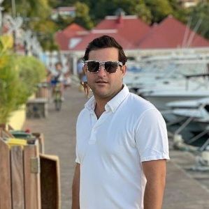 Meet your Posher, Marc